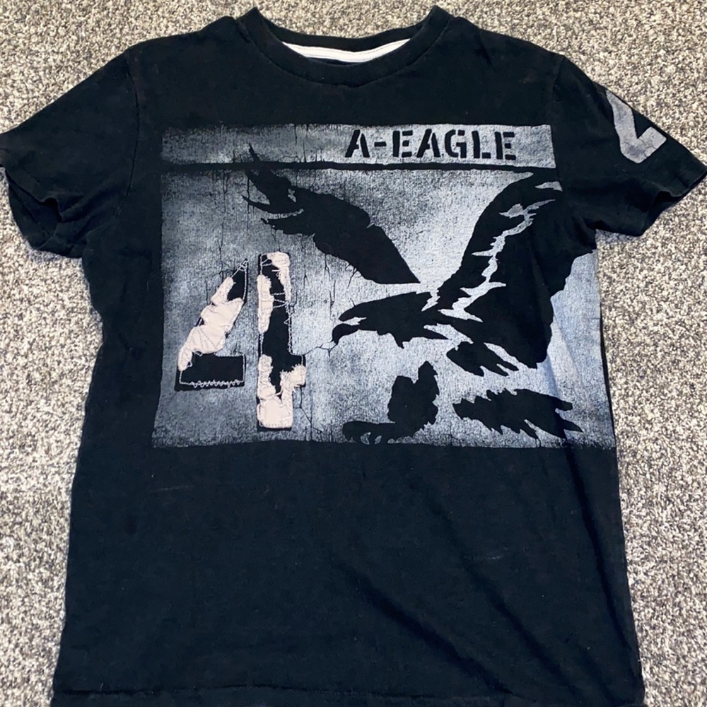 Small American eagle T-shirt